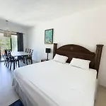 Hotel Suites On The Beach Cozumel