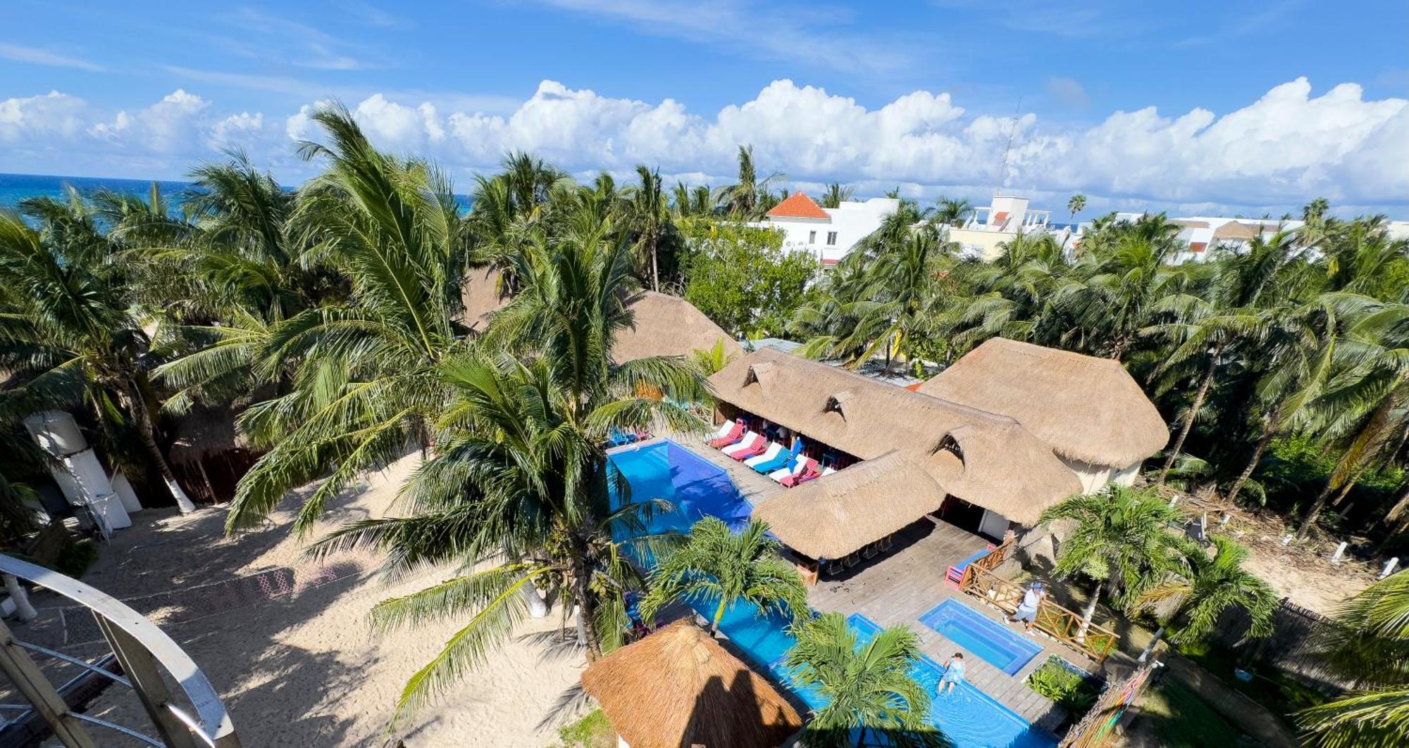 Hotel On The 3*